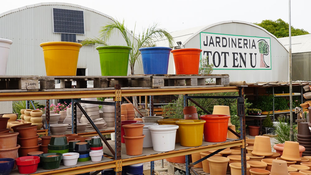 Macetas y jardineras en Tot en Ú