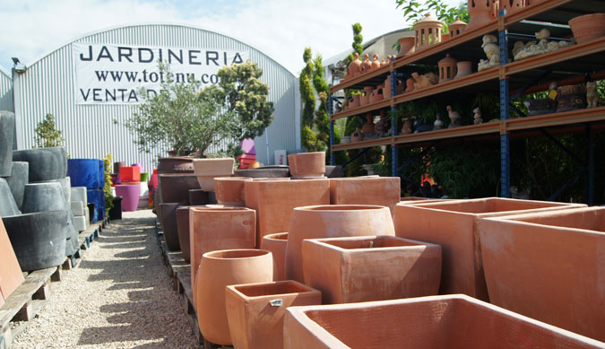 Jardineras y macetas  Jardinería TOT en U en Valencia